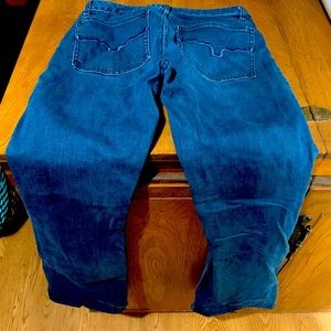 4/30 Kimes Ranch jeans. In like new condition. Only worn a few times